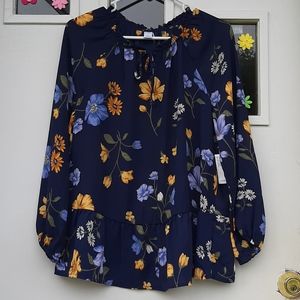 NWT Old Navy top size Large